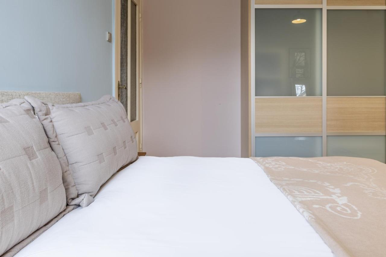 Flat With Balcony And Bosphorus View In Beyoglu Apartment อิสตันบูล ภายนอก รูปภาพ